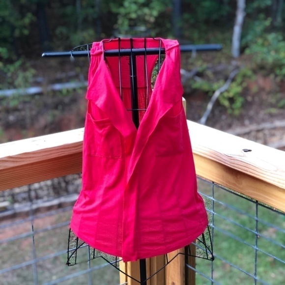 Decree Sleeveless Open V-neck Tank Top Small - Picture 2 of 4